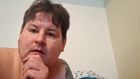 Snapshot of erikstar chatting on 12-18-25, 10:10 erikstar online show from 12-18-25, 10:10