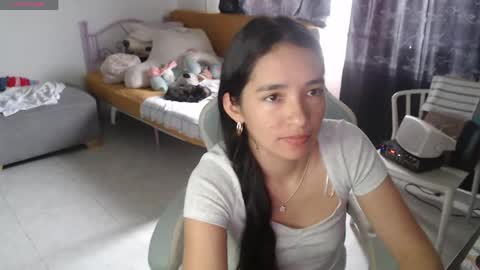 Snapshot of erina_1 chatting on 04-17-26, 05:27 erina_1 online show from 04-17-26, 05:27