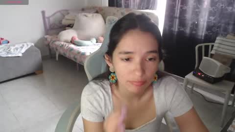 Snapshot of erina_1 chatting on 04-26-26, 04:59 erina_1 online show from 04-26-26, 04:59
