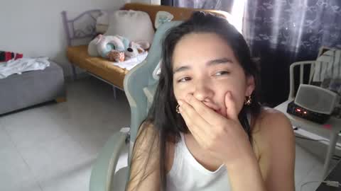 erina_1 online show from 06-06-26, 04:23