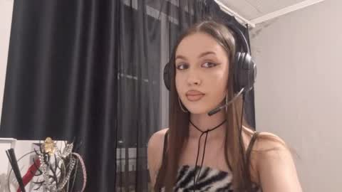 Katrin online show from 04-26-26, 04:59