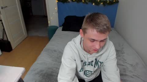 Snapshot of ermak_reborn chatting on 01-19-25, 04:22 Max online show from 01-19-25, 04:22