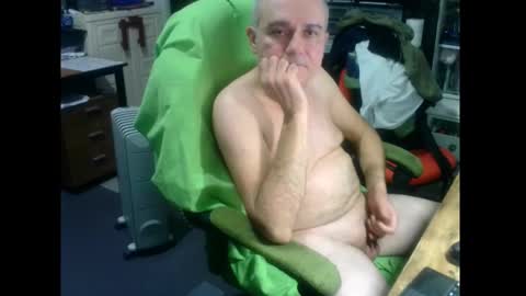 Snapshot of ernello chatting on 01-06-26, 07:06 ernello online show from 01-06-26, 07:06