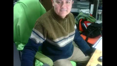 Snapshot of ernello chatting on 01-16-26, 07:12 ernello online show from 01-16-26, 07:12