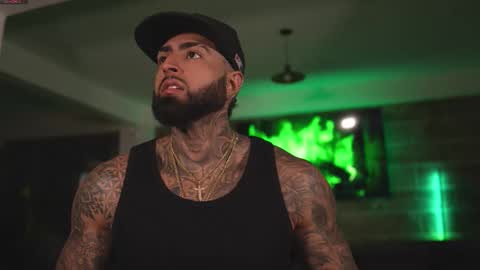 Snapshot of eros_dark_ chatting on 03-30-26, 06:47 EROS DARK online show from 03-30-26, 06:47