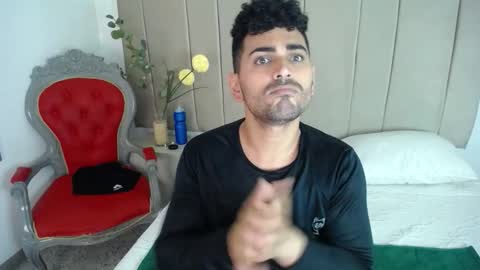 Eros Kai online show from 10-21-25, 03:40