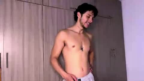 erosdominant_ online show from 05-10-26, 03:55