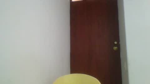 Eross online show from 06-17-26, 03:46