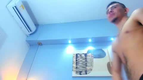 Eross online show from 06-26-26, 03:16