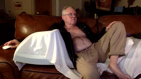 eros online show from 12-04-24, 04:10