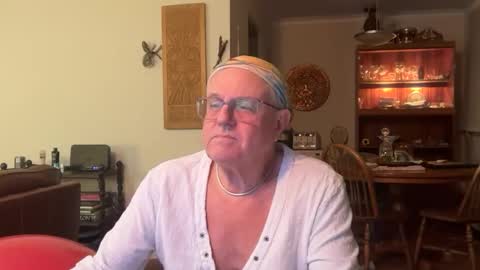 eros online show from 01-25-25, 01:43