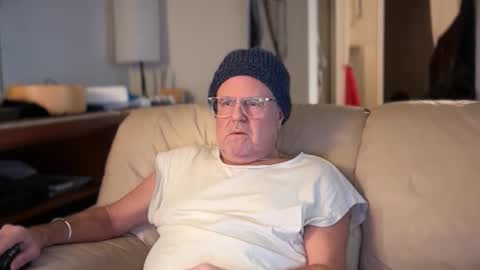 eros online show from 11-22-25, 09:14