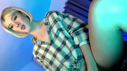 erotic_empress18 online show from 06-19-26, 08:34