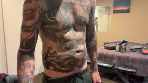 Erotic CloseUps online show from 10-29-25, 02:30