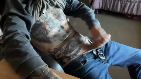 Snapshot of eroticcloseups chatting on 05-19-26, 06:14 Erotic CloseUps online show from 05-19-26, 06:14