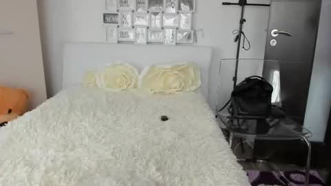 eroticsensualkitty4u online show from 12-27-24, 08:45