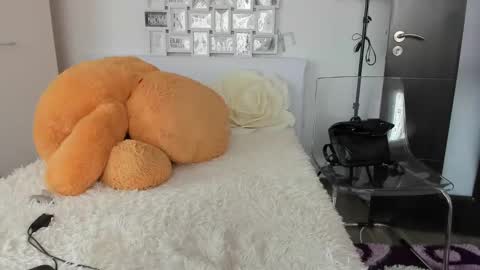 eroticsensualkitty4u online show from 02-26-25, 11:30