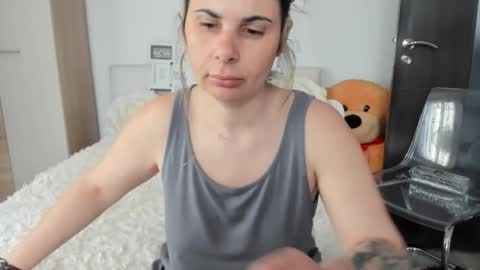 eroticsensualkitty4u online show from 04-22-26, 08:06