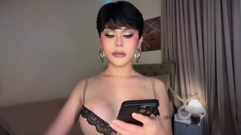 monica online show from 07-23-26, 11:30