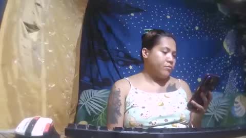 Snapshot of ervanamorge chatting on 10-11-25, 03:50 Ervana online show from 10-11-25, 03:50