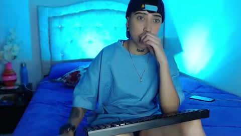 Snapshot of eryxrouse chatting on 03-06-26, 07:21 ERYX ROUSE online show from 03-06-26, 07:21