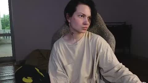 esajukyy online show from 06-12-26, 02:49