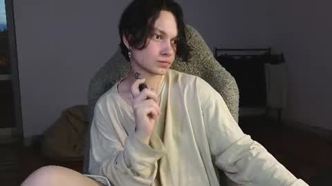 esajukyy online show from 06-14-26, 03:47