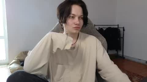 esajukyy online show from 07-07-26, 06:47