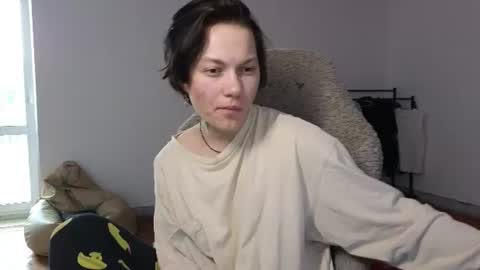 esajukyy online show from 07-11-26, 08:39