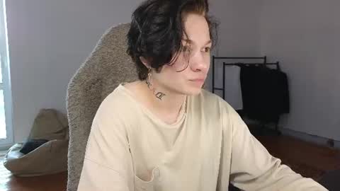 esajukyy online show from 07-26-26, 01:18