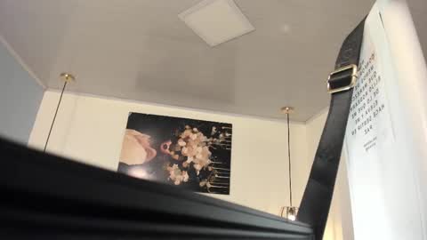 Escarlet online show from 03-08-25, 04:39