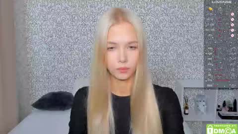 Megan and Brad online show from 10-03-25, 05:15