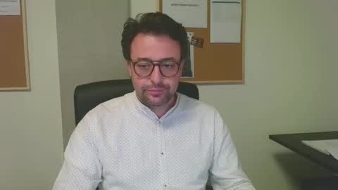 esibizionista 91 online show from 03-06-25, 04:38