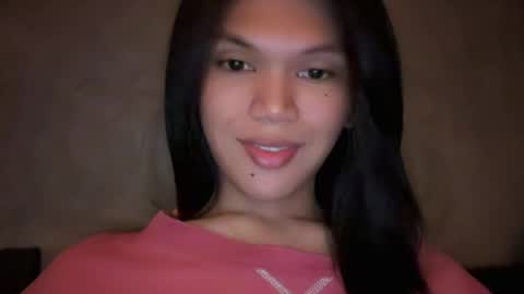 Snapshot of esilchan chatting on 05-03-26, 07:03 Chelliane online show from 05-03-26, 07:03