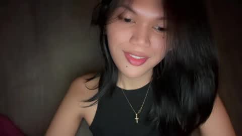 Snapshot of esilchan chatting on 05-08-26, 03:34 Chelliane online show from 05-08-26, 03:34