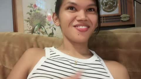 Snapshot of esilchan chatting on 05-21-26, 07:26 Chelliane online show from 05-21-26, 07:26