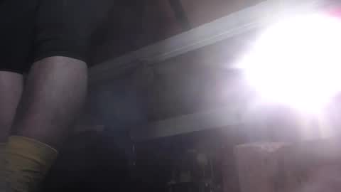 Snapshot of eskelaswd chatting on 12-17-24, 03:28 Eskela911 online show from 12-17-24, 03:28