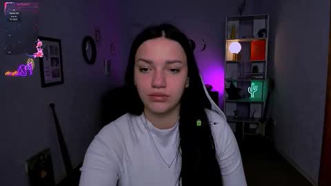 esma_shine online show from 09-18-25, 08:05