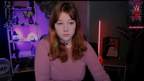 esma_shine online show from 12-21-25, 08:38