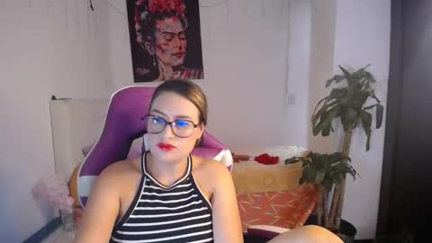 Esmeralda online show from 01-05-26, 08:01