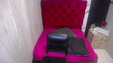 esmeralda black online show from 07-03-26, 03:13