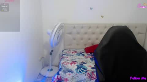 ESMERALDA online show from 06-22-26, 07:00
