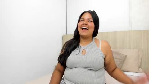 Esmeralda online show from 11-26-25, 07:15