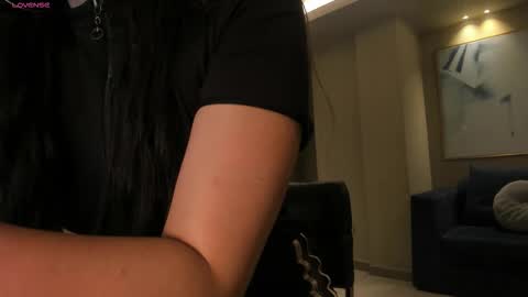 Snapshot of esmeraldagracex chatting on 10-19-25, 04:02 Esmeralda Grace online show from 10-19-25, 04:02