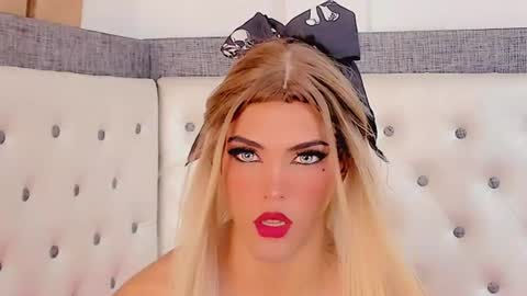 esmeraldasexycutee online show from 07-07-26, 06:45