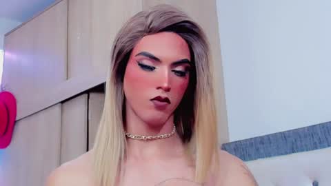 esmeraldasexycutee online show from 07-29-26, 01:37