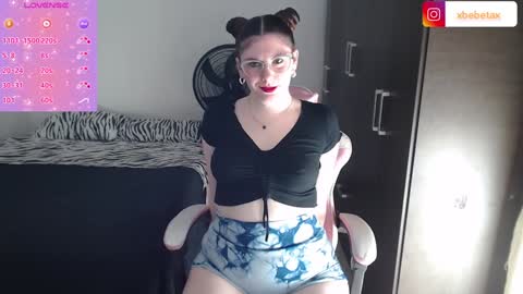 Snapshot of espagamer5 chatting on 12-14-24, 07:14 Xbebetax online show from 12-14-24, 07:14