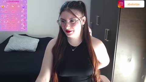 Snapshot of espagamer5 chatting on 12-28-24, 07:11 Xbebetax online show from 12-28-24, 07:11