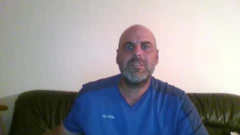 Snapshot of espartano2025 chatting on 10-10-25, 05:34 espartano2025 online show from 10-10-25, 05:34