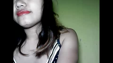 Snapshot of especialgirl_28 chatting on 12-05-24, 07:06 especialgirl_28 online show from 12-05-24, 07:06